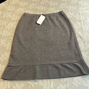 Ladies Chassagnard Skirt.